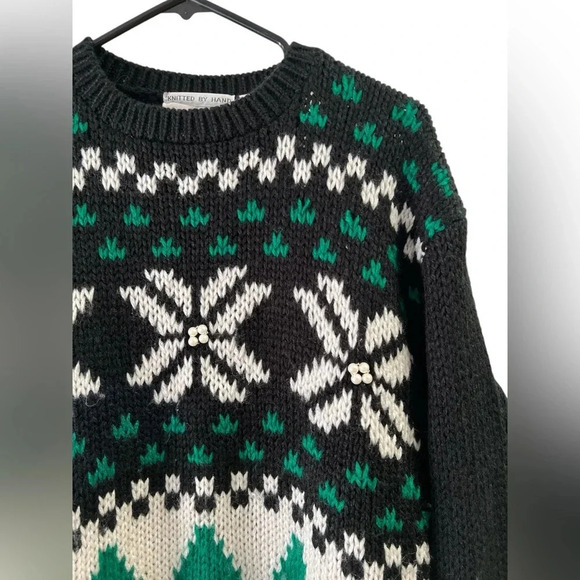 Vintage hand knit Christmas sweater - Picture 2 of 4